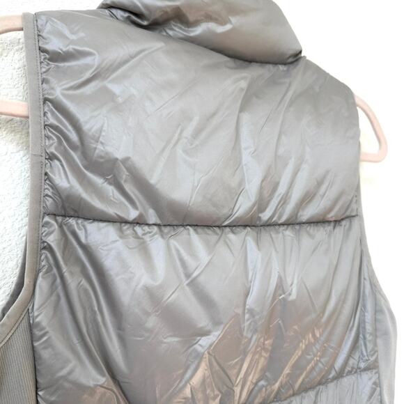 Fabletics Elliot Packable Puffer Vest M - Picture 6 of 9